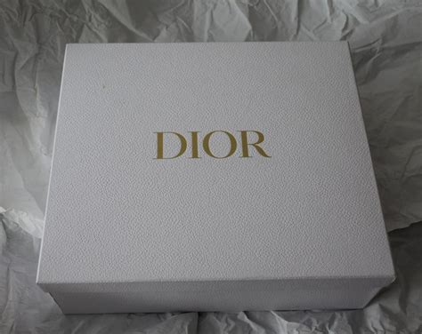 does dior do gift wrapping in store|dior gift box wrapping.